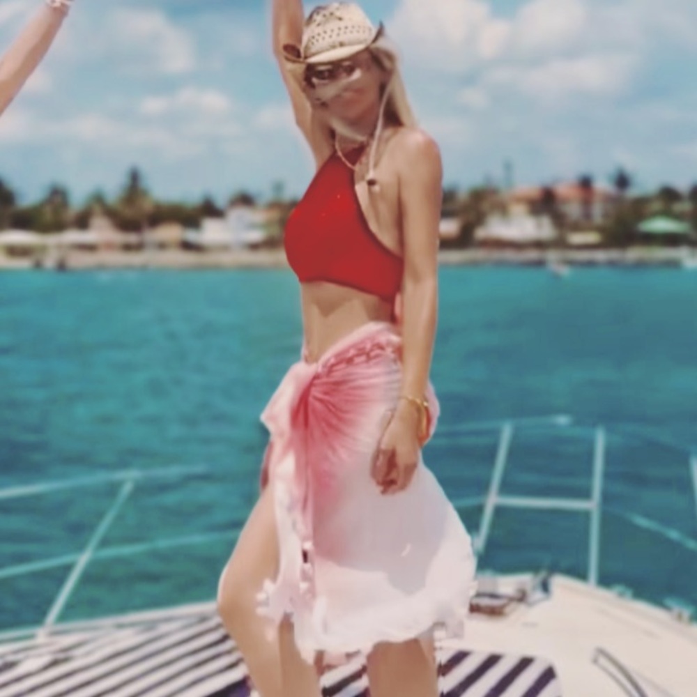 J. McLaughlin sarong with tassels ombré pink/white